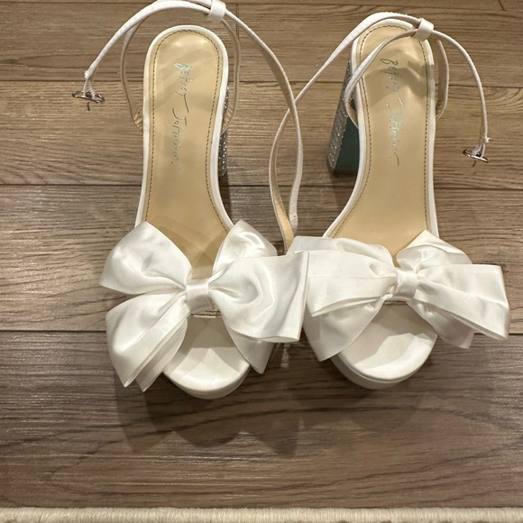 Betsey Johnson Maddy Sandals Heels 8 Satin Bow Rhinestone Crystals Bling - Picture 6 of 11